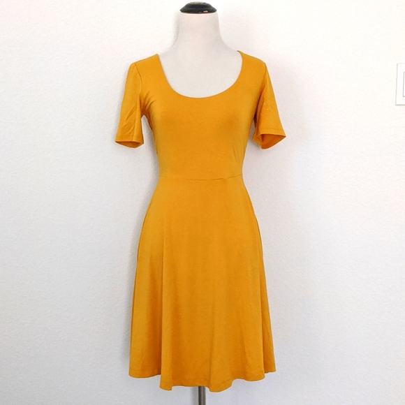 ON Mustard Dress XSMALL - Picture 3 of 8